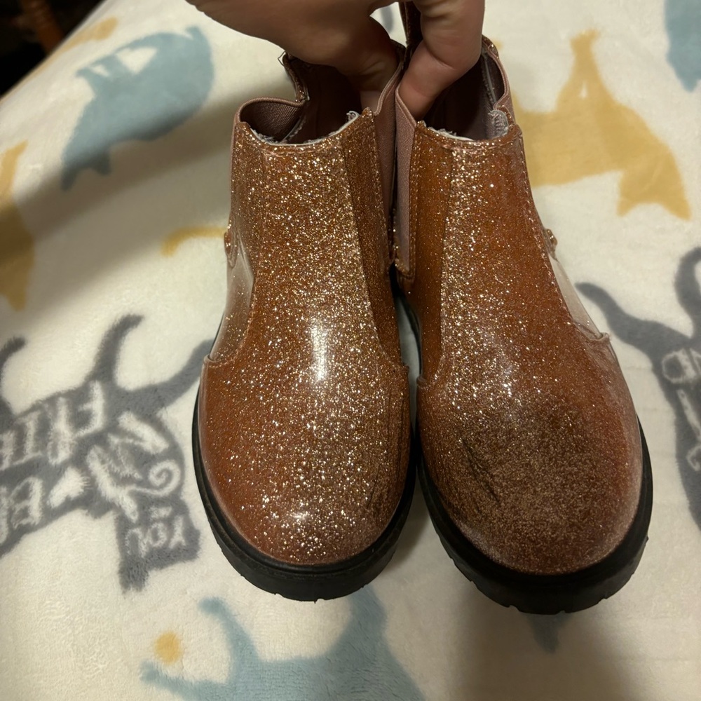 Girls size 9 sparkly boots